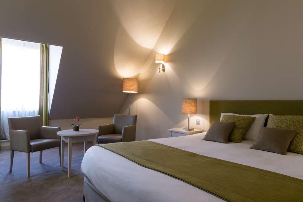 Ogaux Vieux Remparts Hotel Provins Ruang foto
