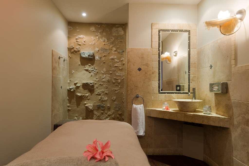 Ogaux Vieux Remparts Hotel Provins Fasilitas foto