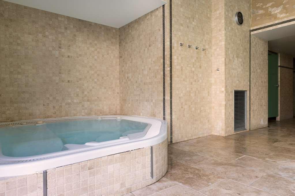 Ogaux Vieux Remparts Hotel Provins Fasilitas foto